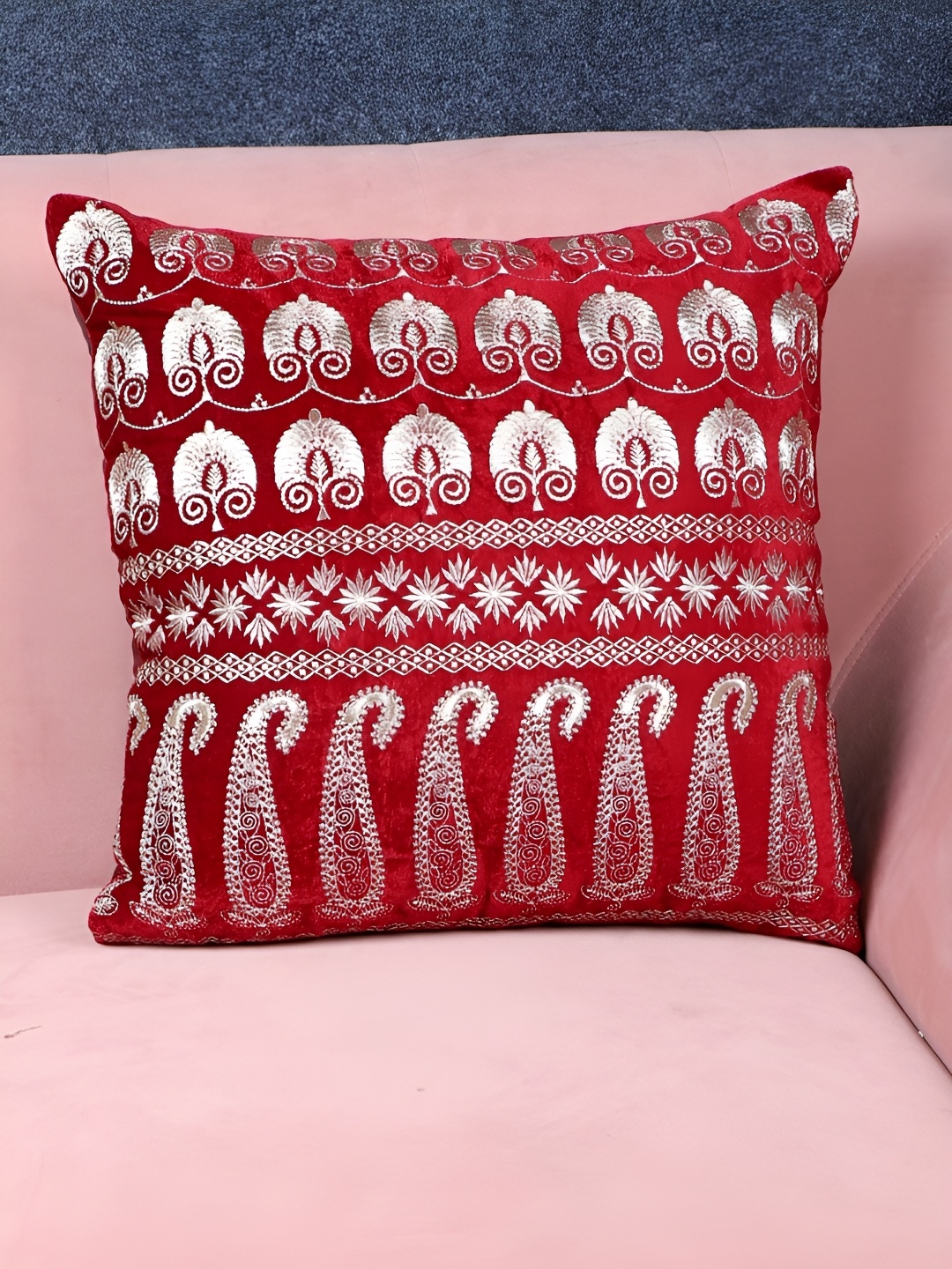 

Decoghar Maroon 5 Pieces Embroidered Square Cushion Covers