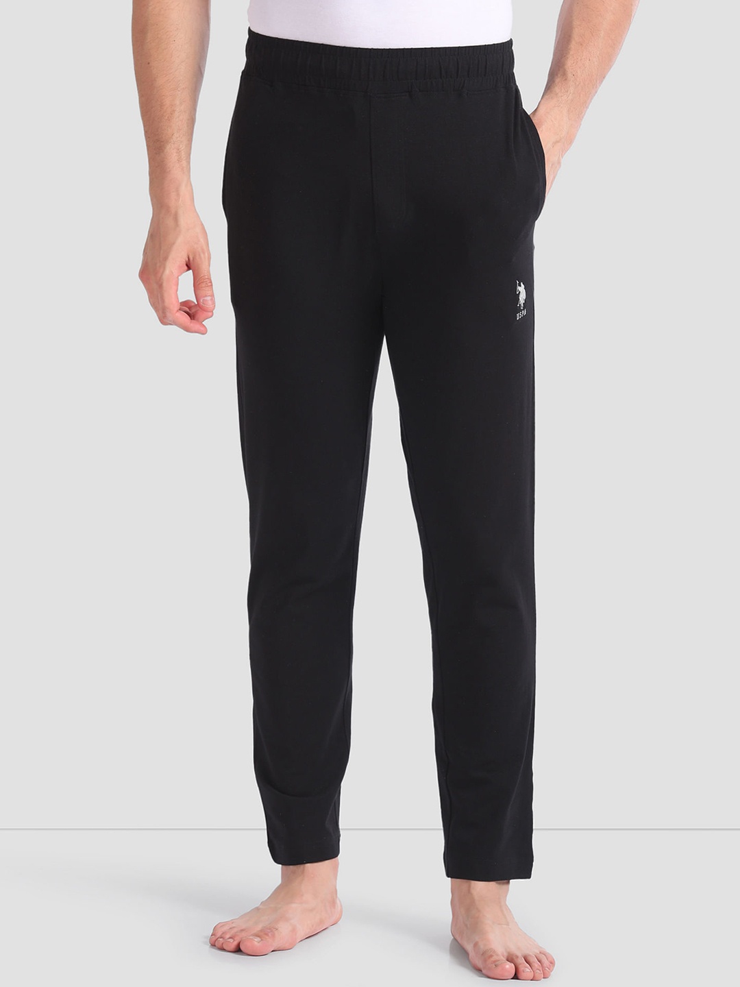 

U.S. Polo Assn. Men Moisture-Wicking Mid-Rise Lounge Pants, Black