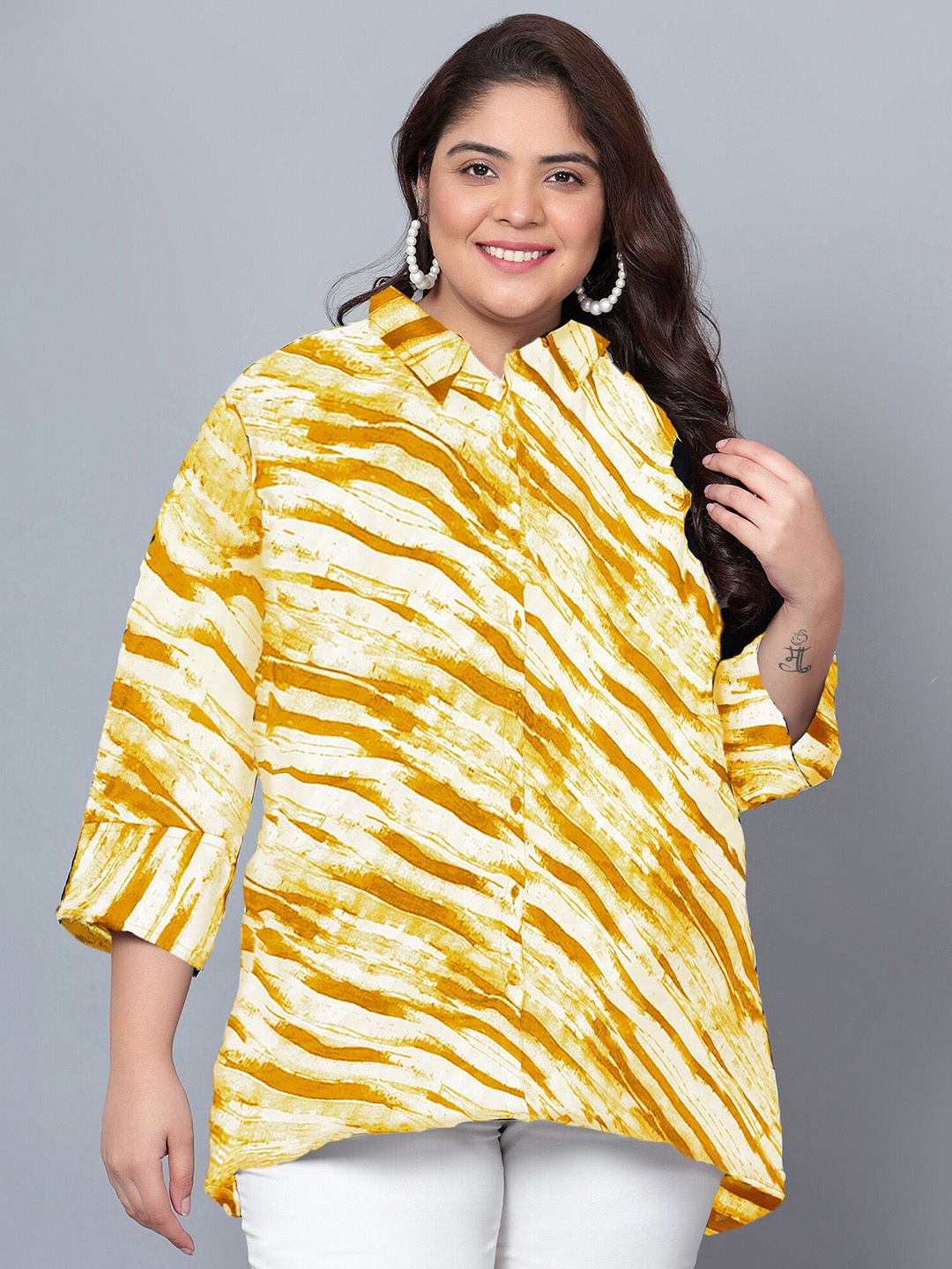 

Indietoga Plus Size Abstract Print Classic Fit Longline Shirt, Yellow