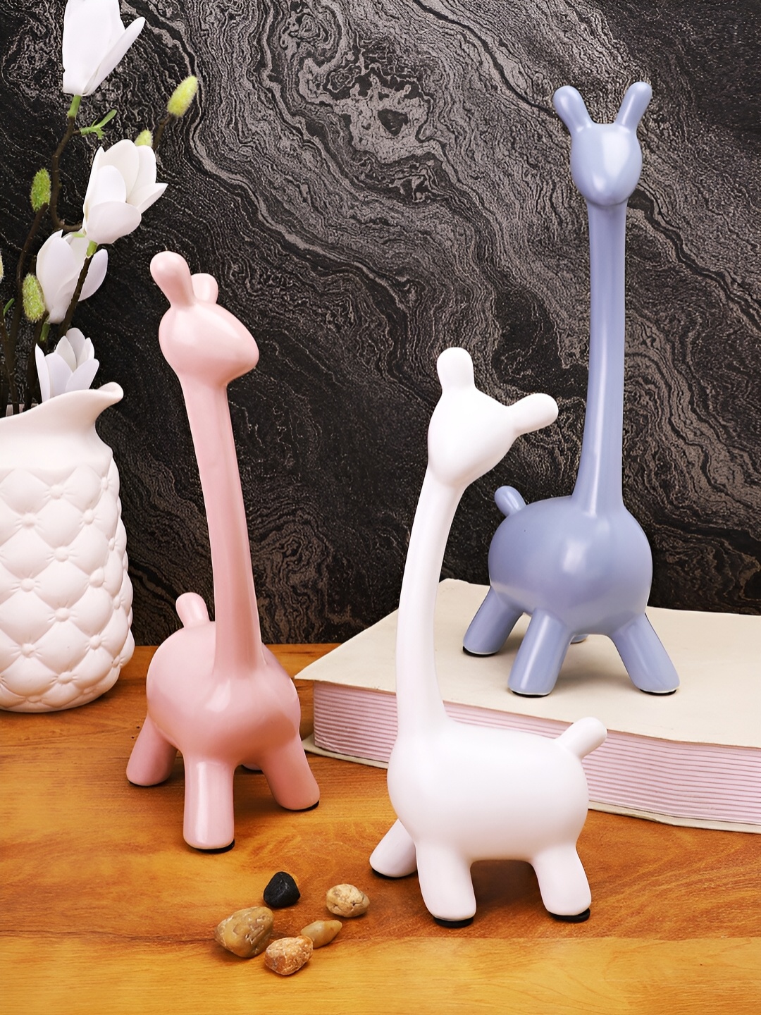 

TAYHAA White & Blue 3 Pieces Giraffe Ceramic Showpieces