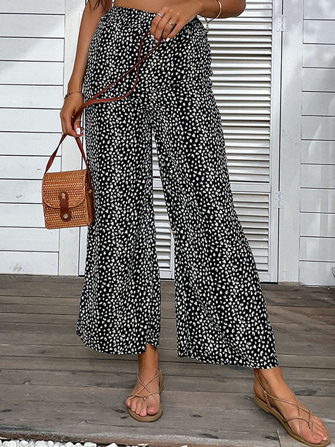 

LULU & SKY Women Printed High-Rise Parallel Trousers, Black