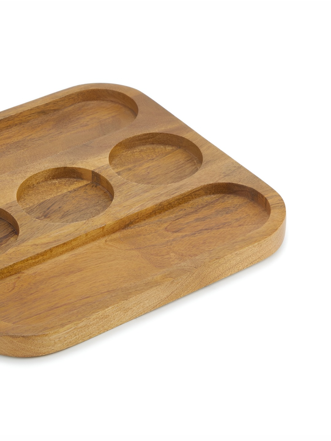 

Fabindia Brown & White 4 Pieces Wood Food Platter & Dip