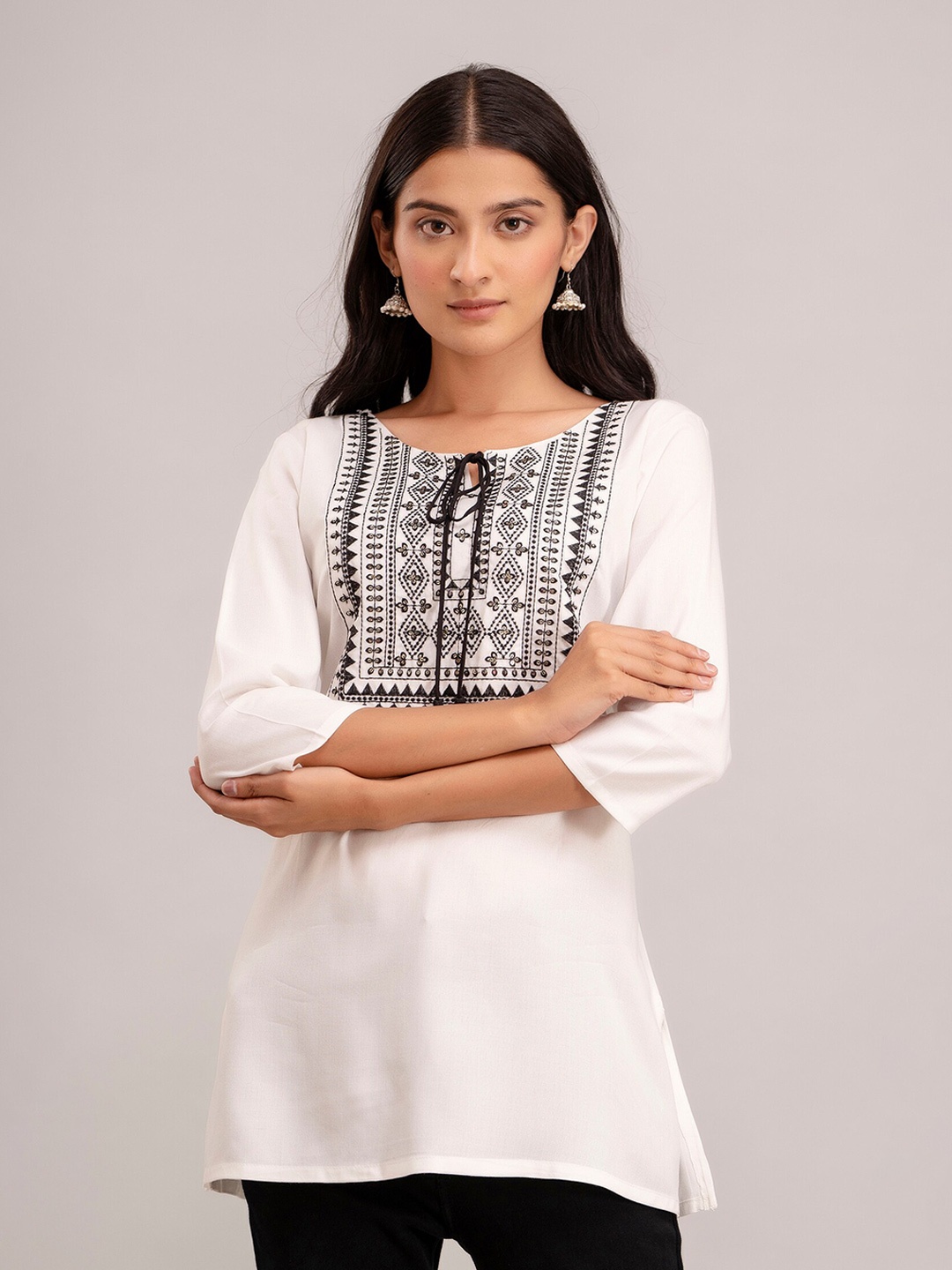 

KALINI Floral Embroidered Tie Up Neck Kurti, White