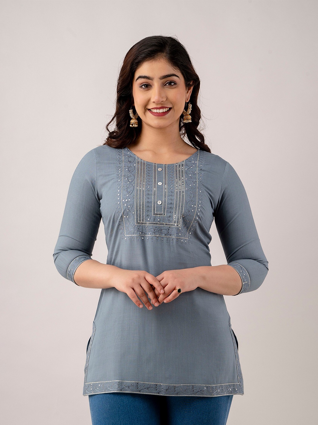 

KALINI Floral Embroidered Round Neck Kurti, Grey