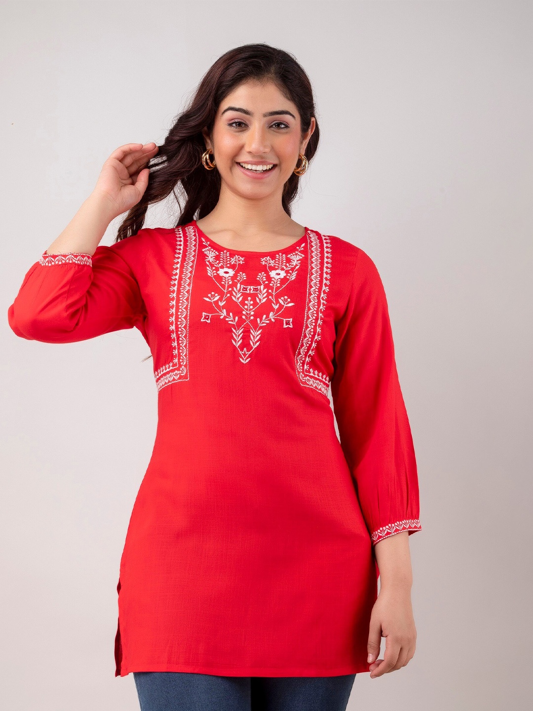 

KALINI Floral Embroidered Round Neck Kurti, Red