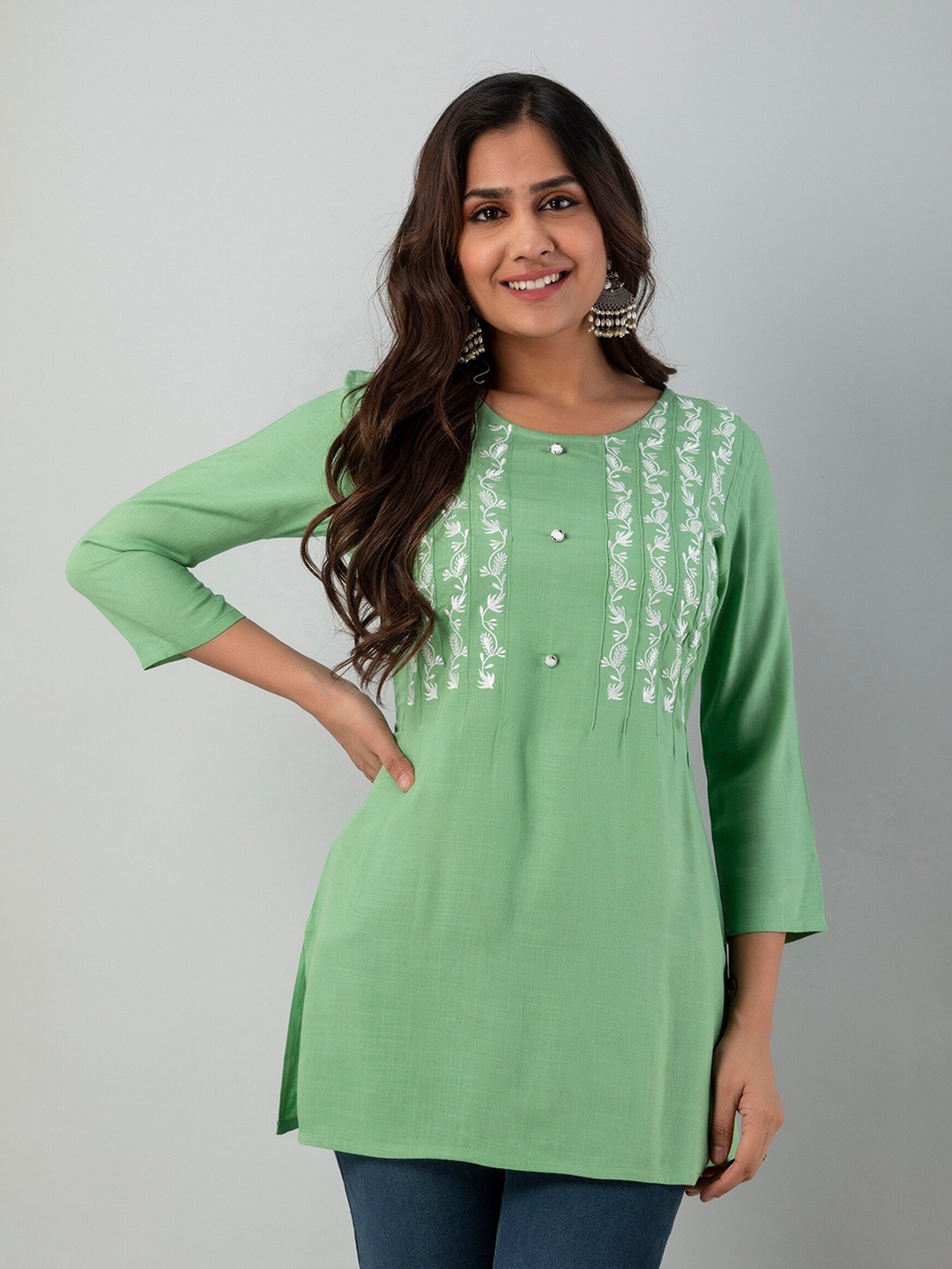 

KALINI Embroidered Straight Top, Green