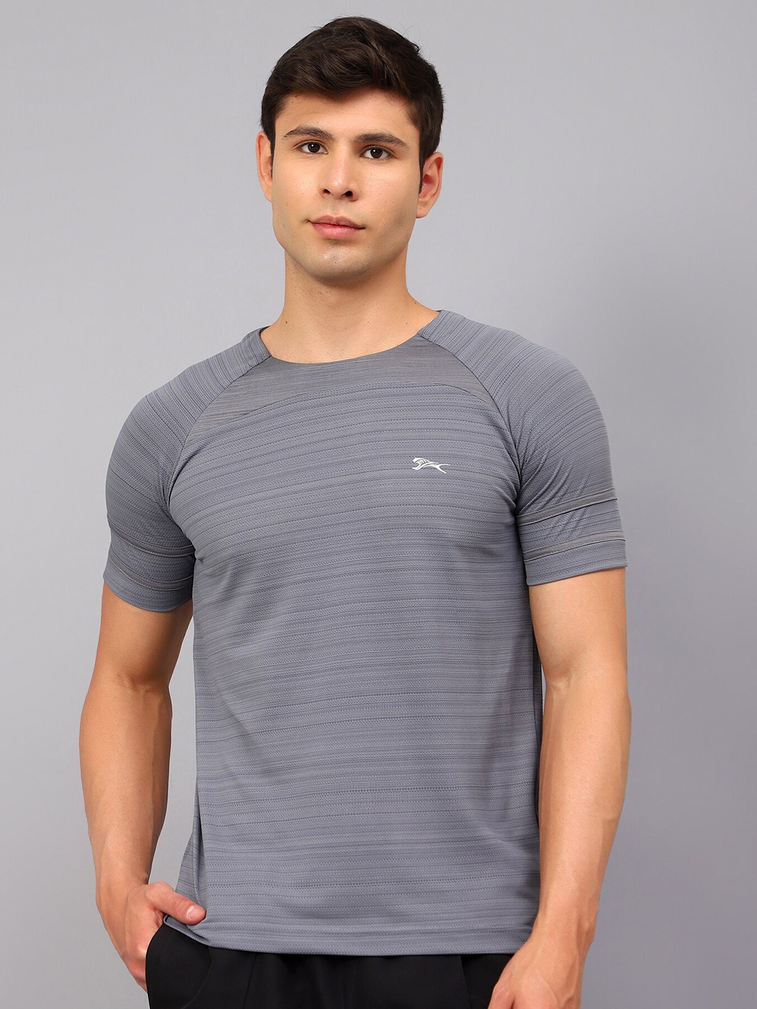 

Shiv Naresh Slim Fit Round Neck Sports T-shirt, Grey