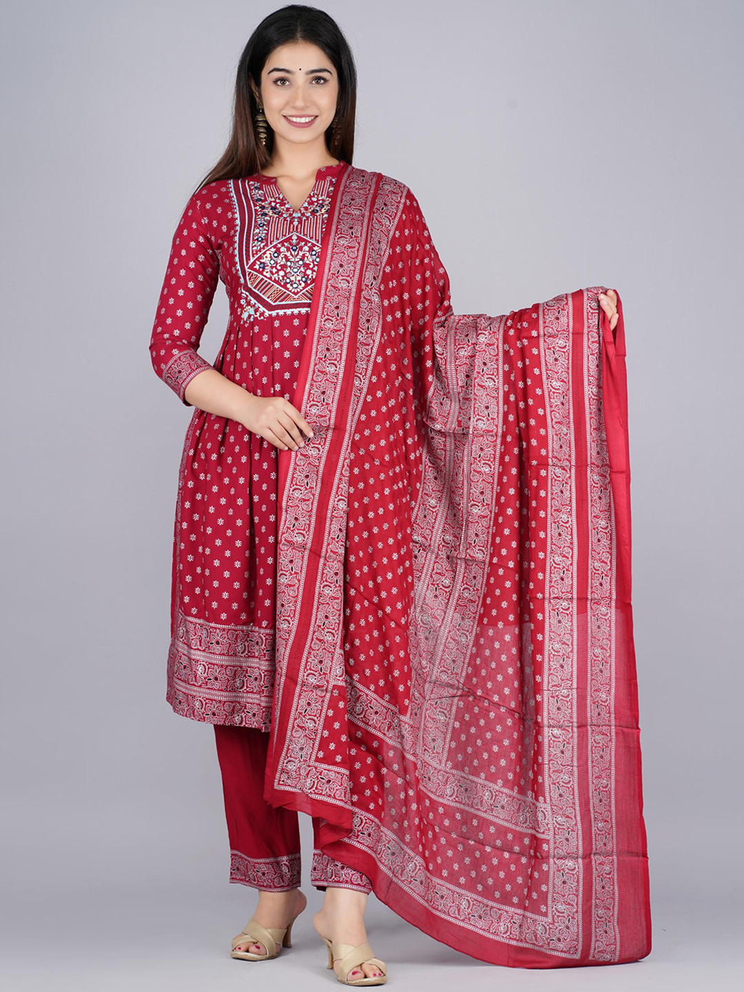

KALINI Ethnic Motifs Printed Kurta With Trousers & Dupatta, Maroon