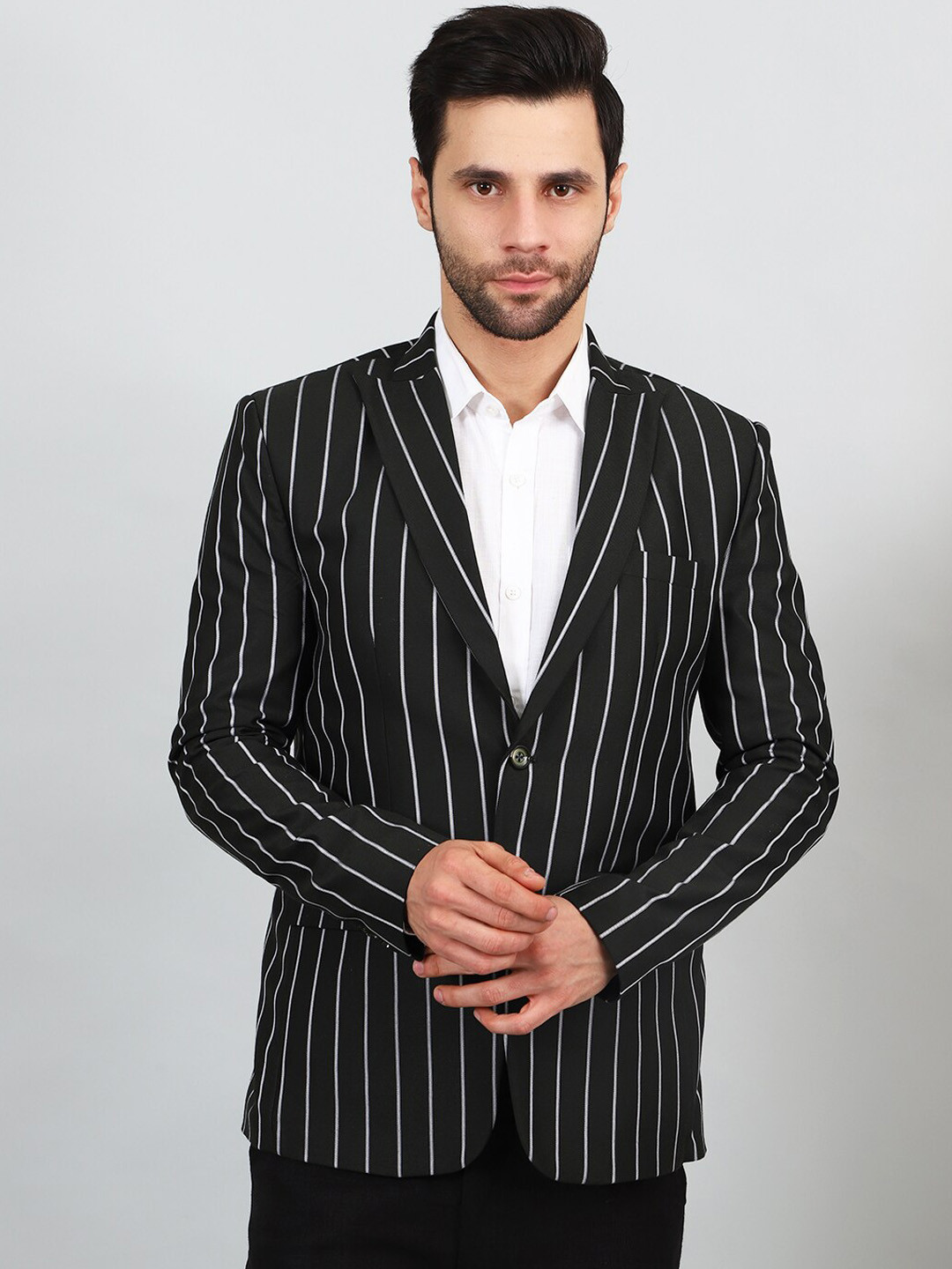 

Wintage Striped Single Breasted Peaked Lapel Blazers, Black