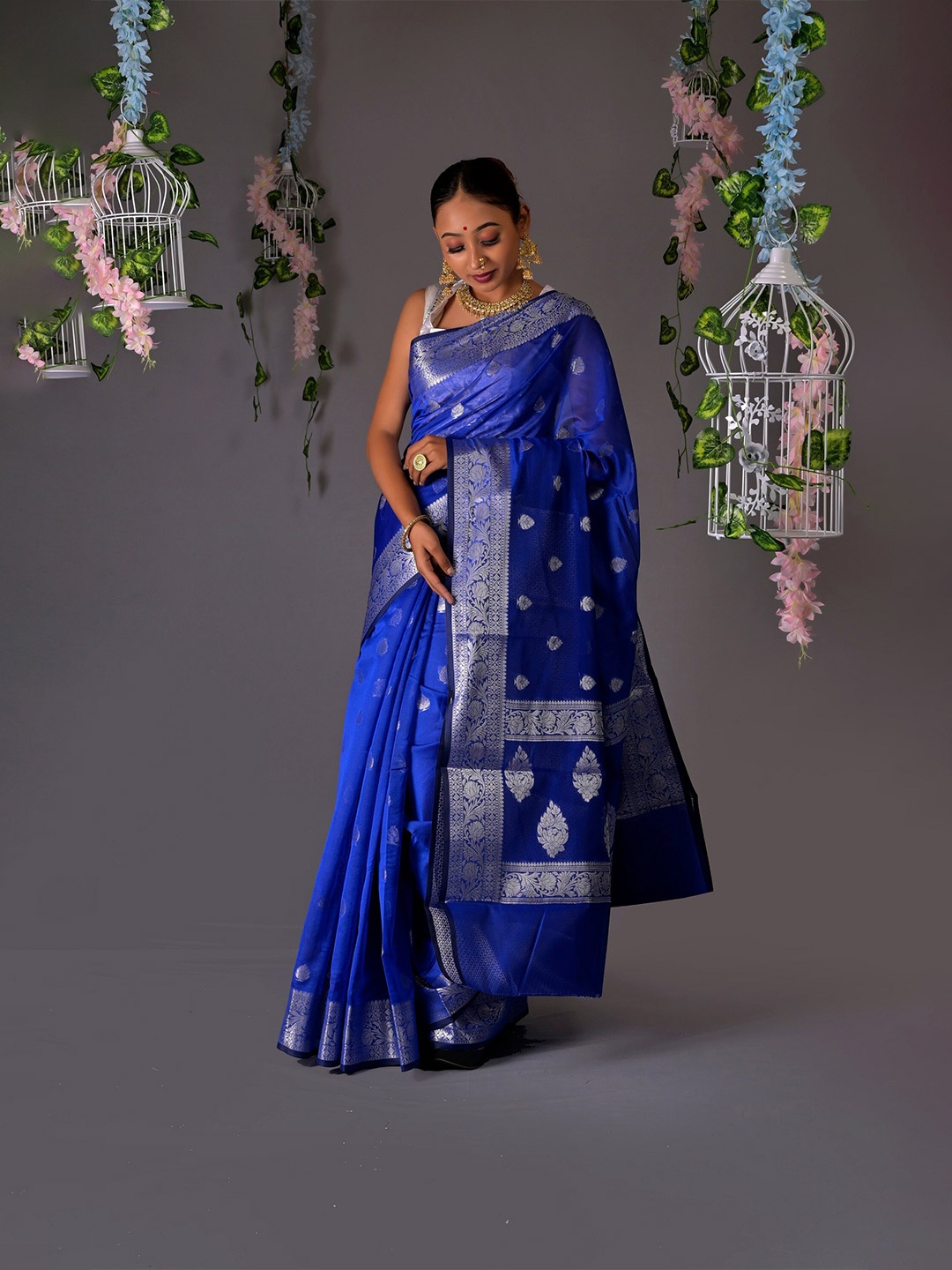 

Muskan Fashion Ethnic Motifs Zari Silk Cotton Banarasi Saree, Blue