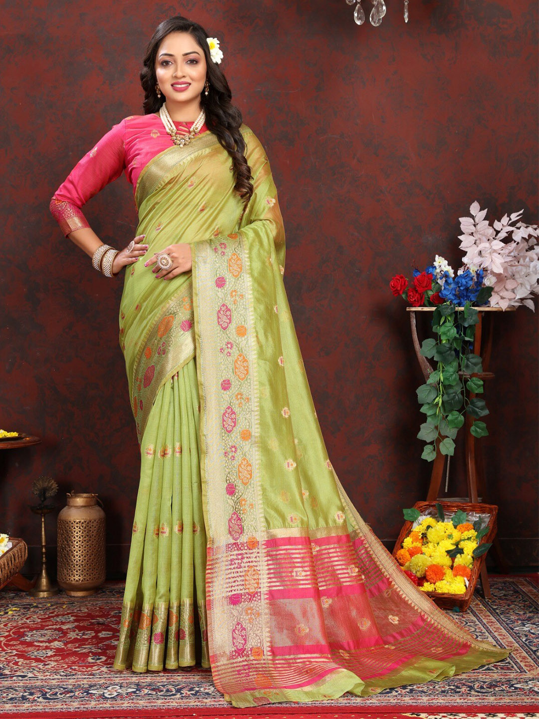 

bansari textiles Ethnic Woven Woven Design Banarasi Zari Saree, Lime green