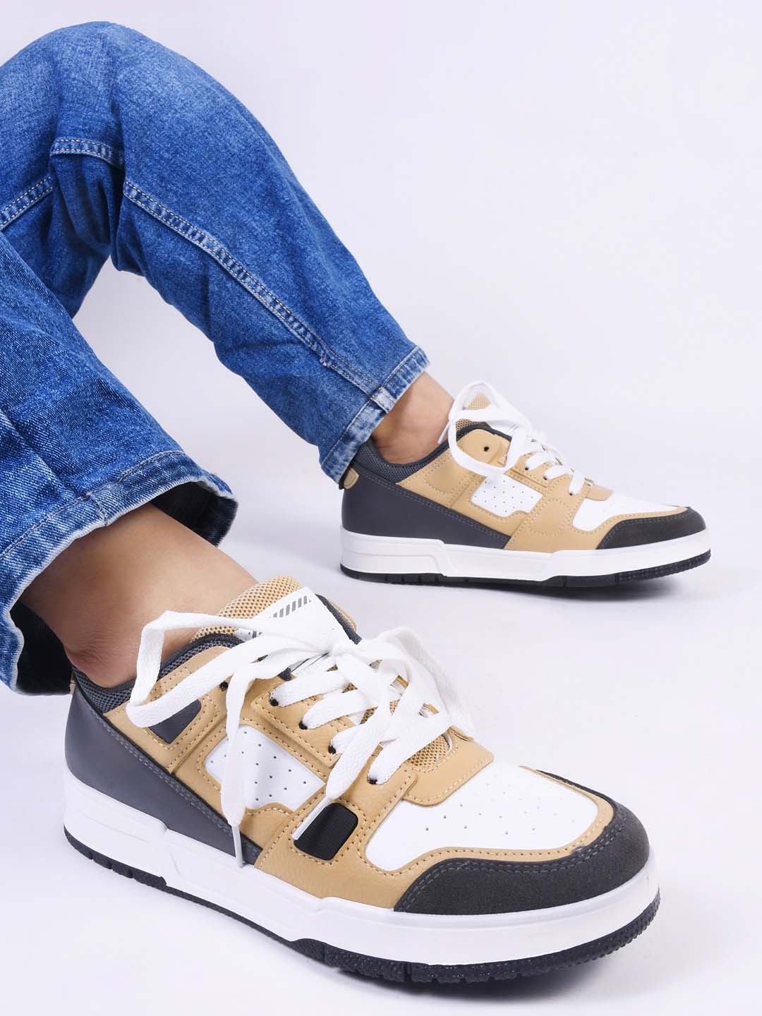 

THE WHITE POLE Men Colourblocked Lightweight Memory Foam Sneakers, Beige