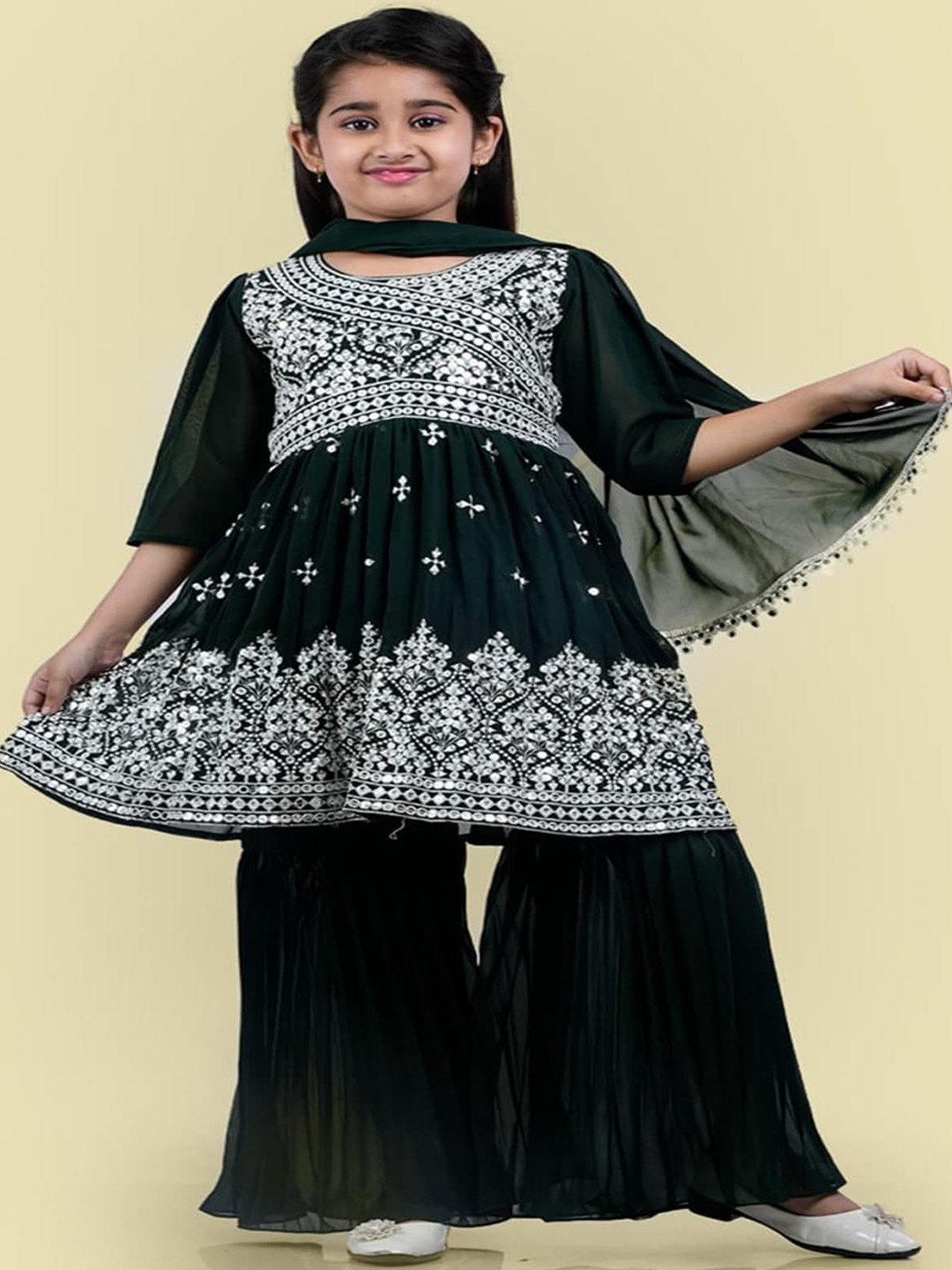 

BURBN Girls Ethnic Motifs Embroidered Pleated Anarkali Kurta with Sharara & Dupatta, Green