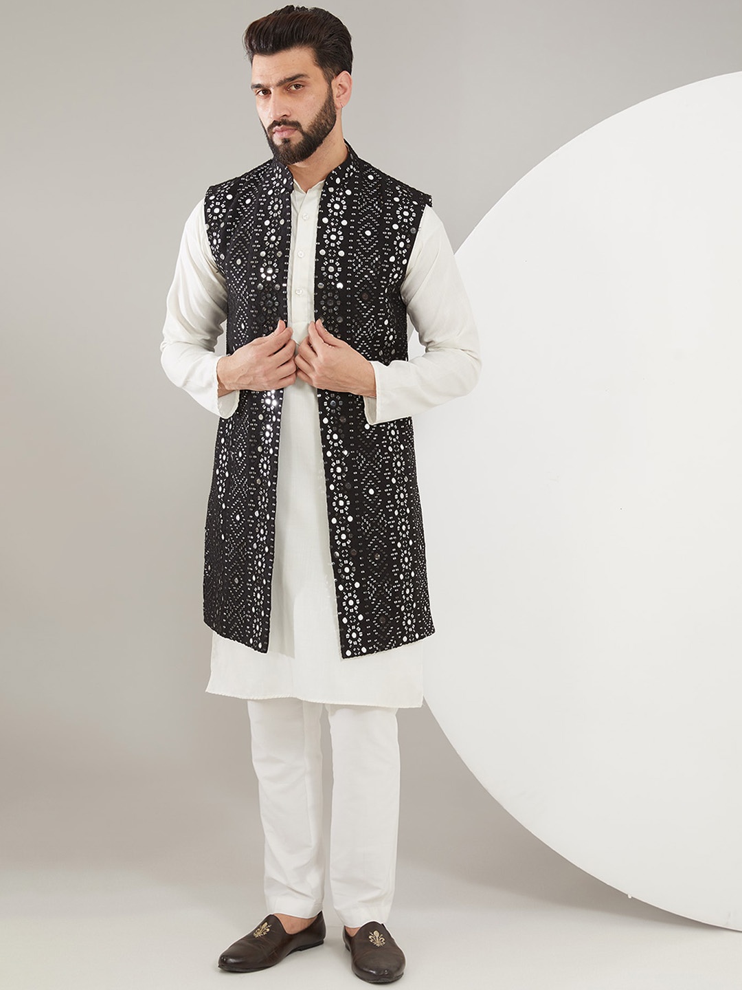 

KASBAH CLOTHING NISHCHAIY SAJDEH Embellished Longline Ethnic Jacket, Black