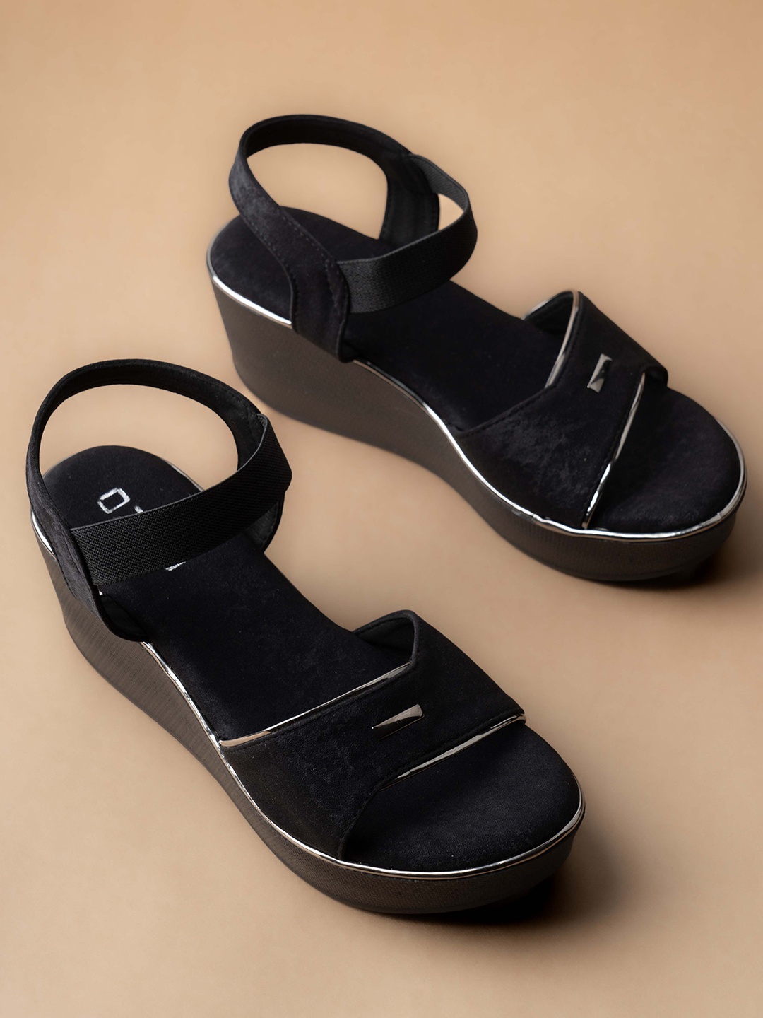 

Ozuri Open Toe Wedge Sandals, Black