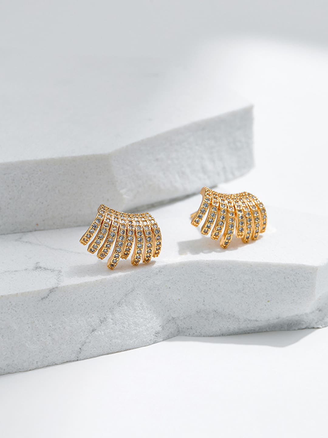 

FIMBUL Gold Plated Stud Earrings