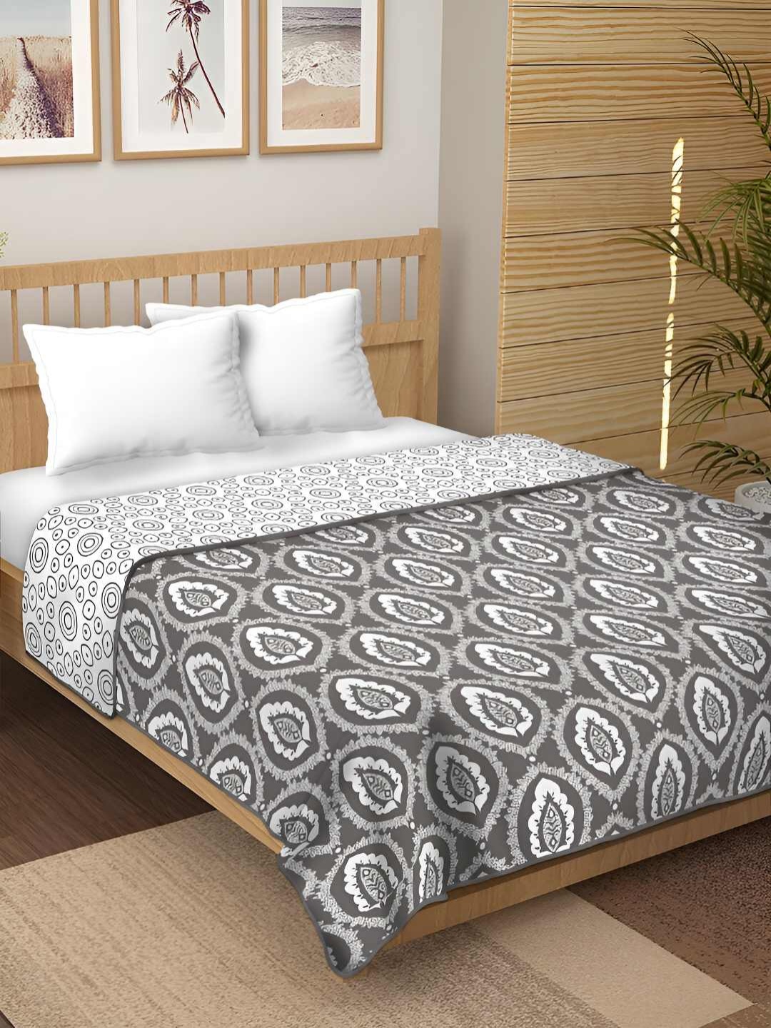 

tundwal's Grey & White Floral Printed Reversible Cotton AC Room 210 GSM Double Bed Dohar