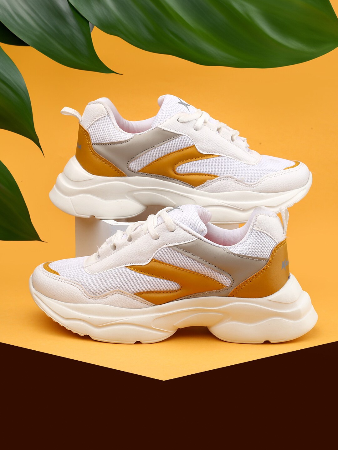 

KRAASA Women Lace Up Running Shoes, Yellow