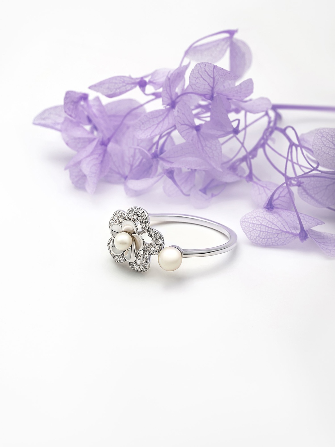 

SILBERRY 92.5 Sterling Silver Rhodium-Plated Pearl-Beaded Adjustable Finger Ring