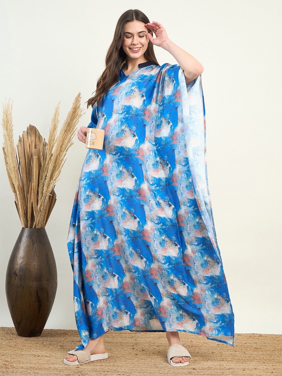 

The Kaftan Company Abstract Printed Mandarin Collar Kaftan Nightdress, Blue