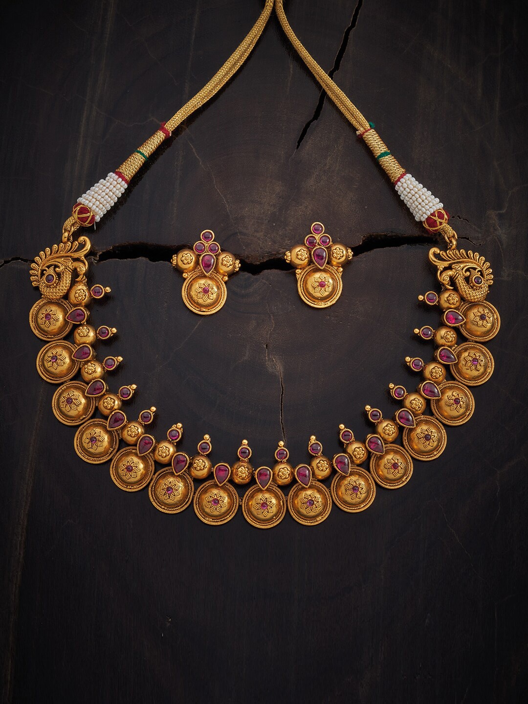 

Kushal's Fashion Jewellery Gold-Plated Stone Studded Jewellery Set