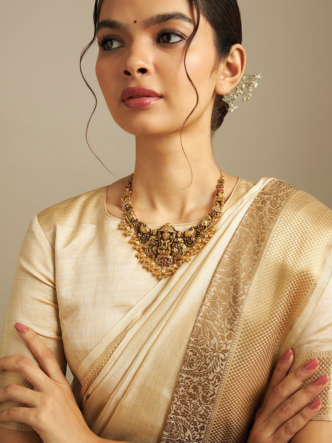 

Kushal's Fashion Jewellery Copper Gold-Plated Beaded Antique Necklace