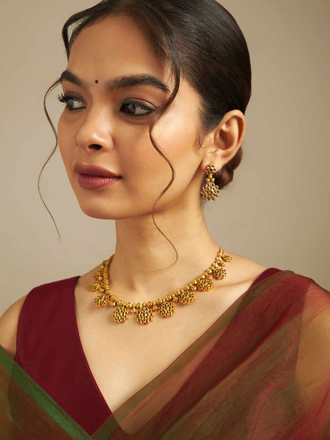 

Kushal's Fashion Jewellery Gold-Plated Stone Studded Jewellery Set