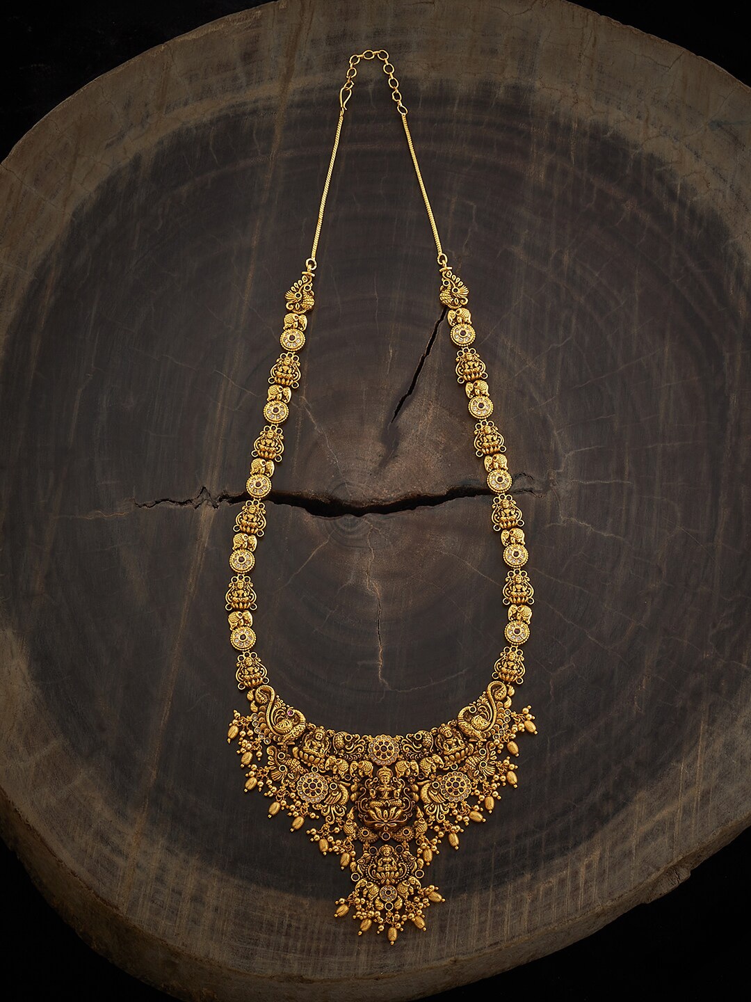 

Kushal's Fashion Jewellery Gold-Plated Necklace