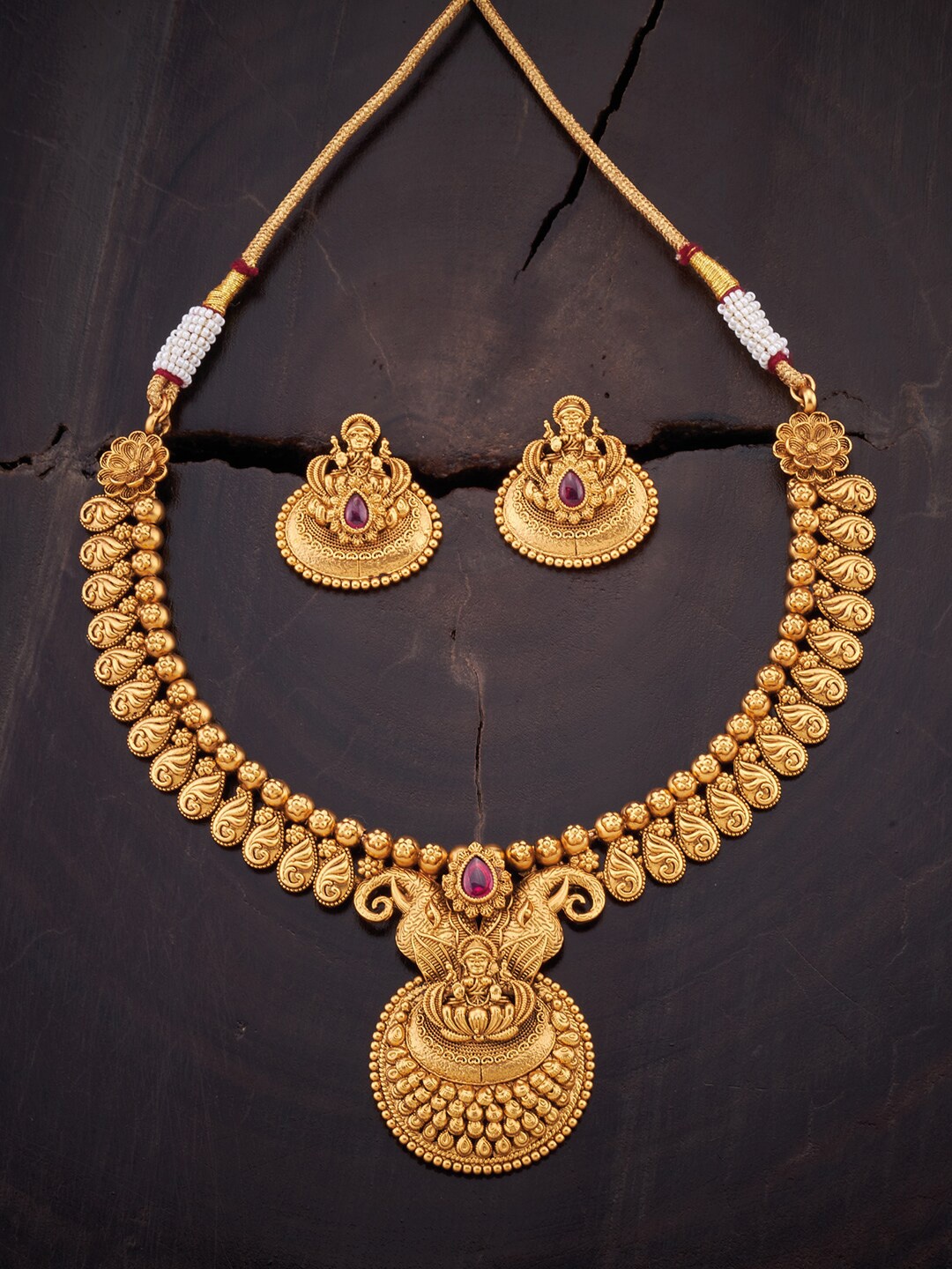 

Kushal's Fashion Jewellery Gold Plated Artificial Stones Jewellery Set