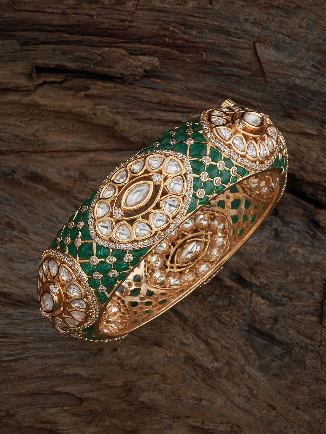 

Kushal's Fashion Jewellery Kundan Stone-Studded Bangle, Gold