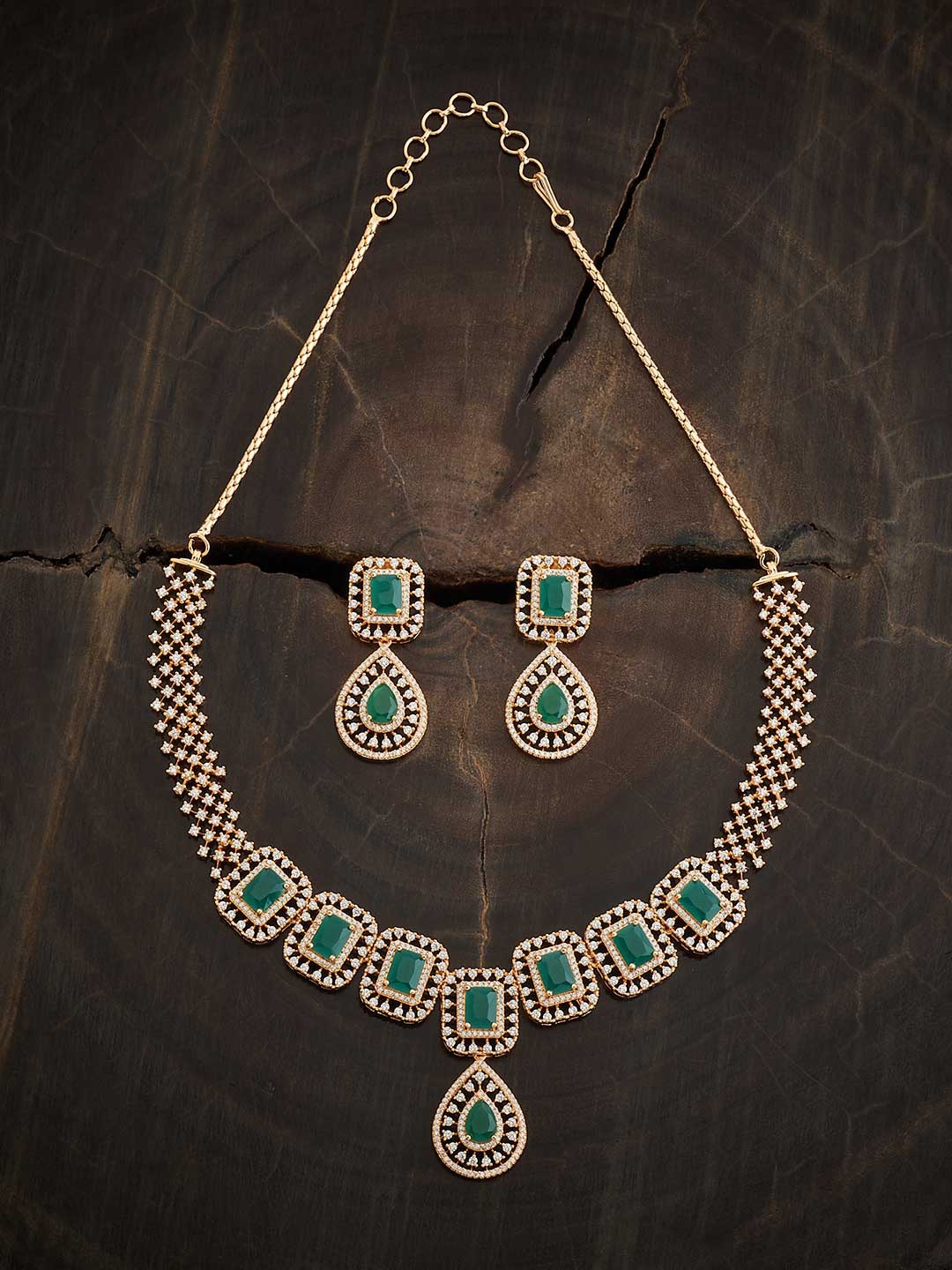 

Kushal's Fashion Jewellery Gold-Plated Stone Studded Jewellery Set