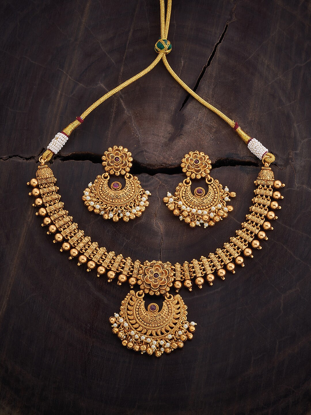 

Kushal's Fashion Jewellery Gold-Plated Stone Studded Jewellery Set