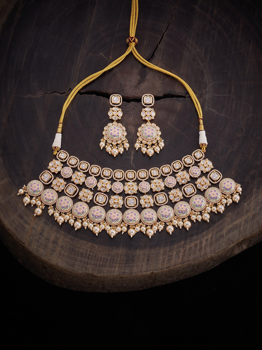 

Kushal's Fashion Jewellery Gold-Plated Stone Studded & Beaded Jewellery Set