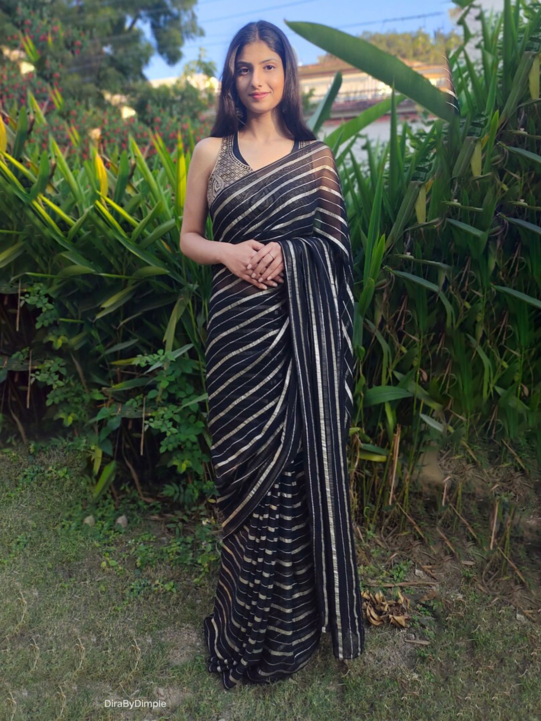 

DiraByDimple Striped Pure Georgette Saree, Black