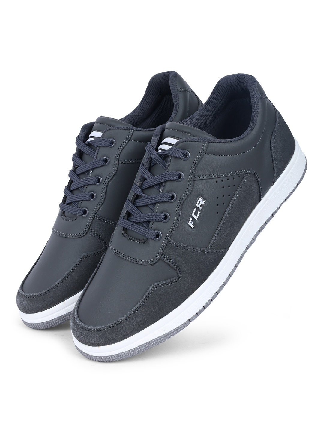

Field Care Men Lightweight Leather Sneakers, Grey