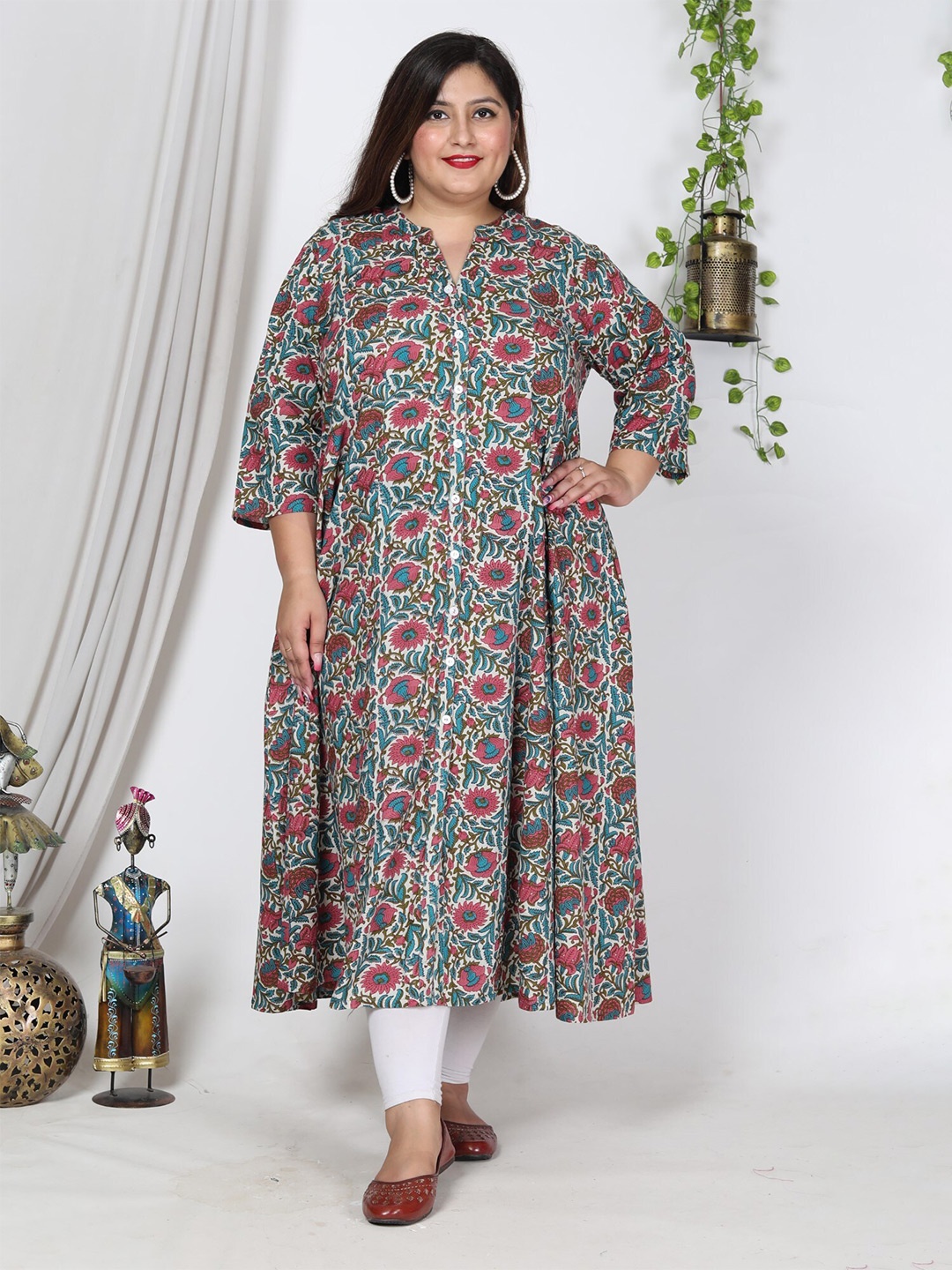 

KALINI Plus Size Ethnic Motifs Printed Panelled A-Line Kurta, Off white