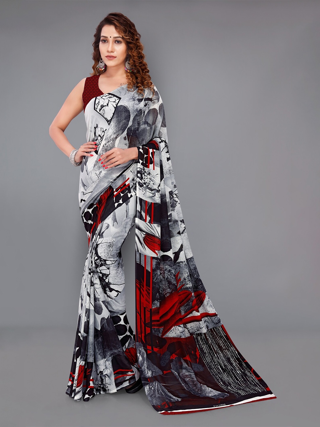 

Moda Rapido Abstract Printed Saree, Grey
