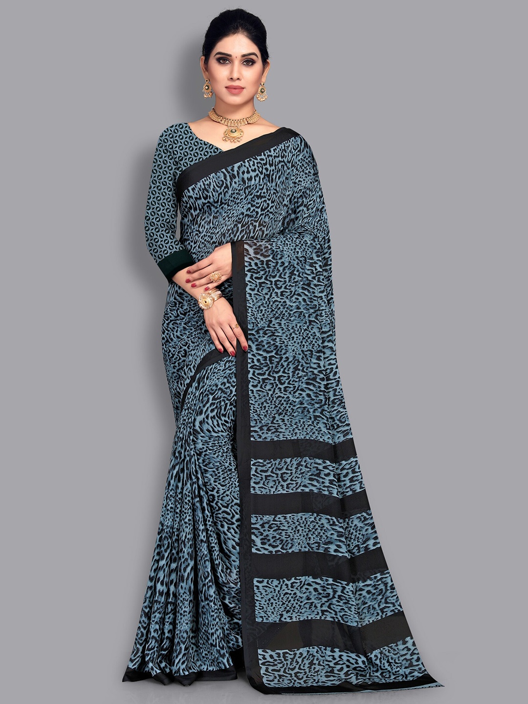 

Moda Rapido Abstract Printed Saree, Blue