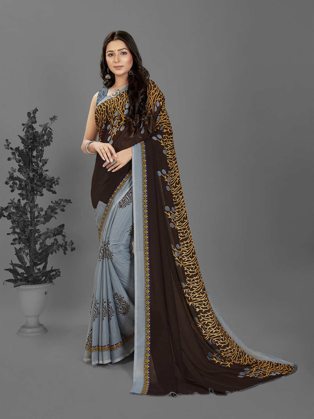 

Moda Rapido Ethnic Motifs Printed Georgette Saree, Brown