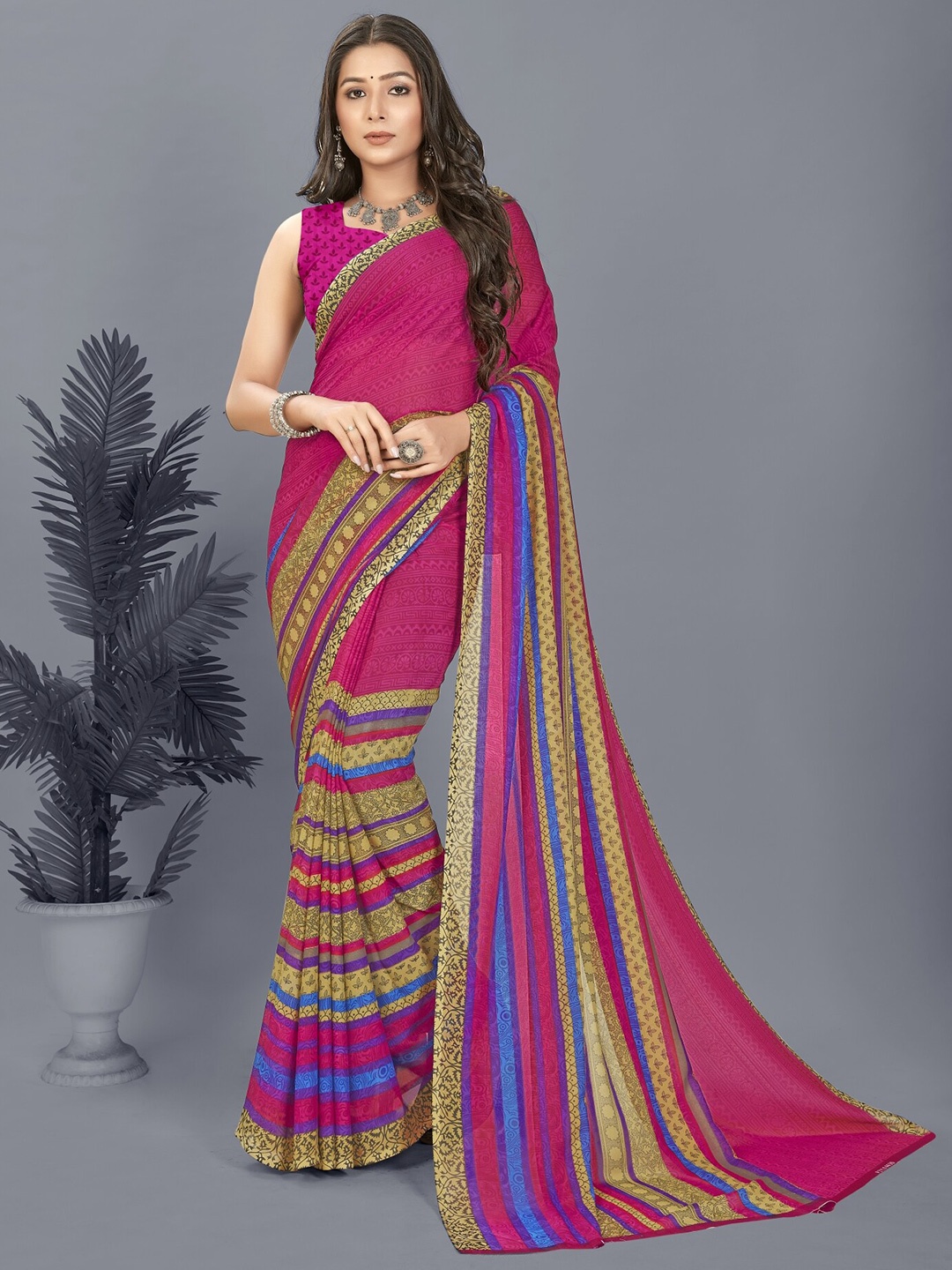 

Moda Rapido Ethnic Motifs Saree With Blouse Piece, Pink