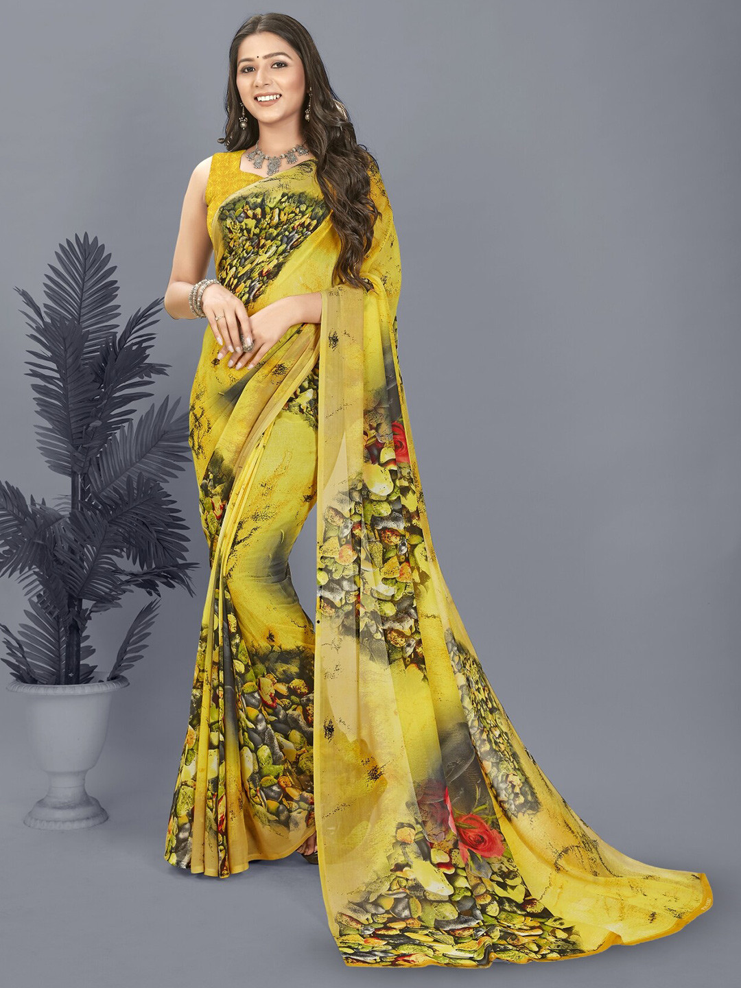 

Moda Rapido Floral Printed Saree, Yellow