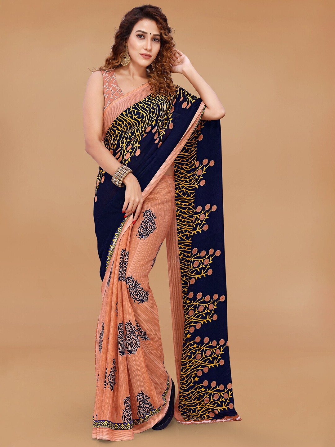 

Moda Rapido Floral Printed Saree, Navy blue