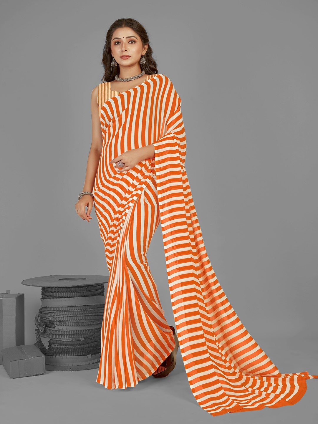 

ANAND SAREES Striped Printed Saree, Orange