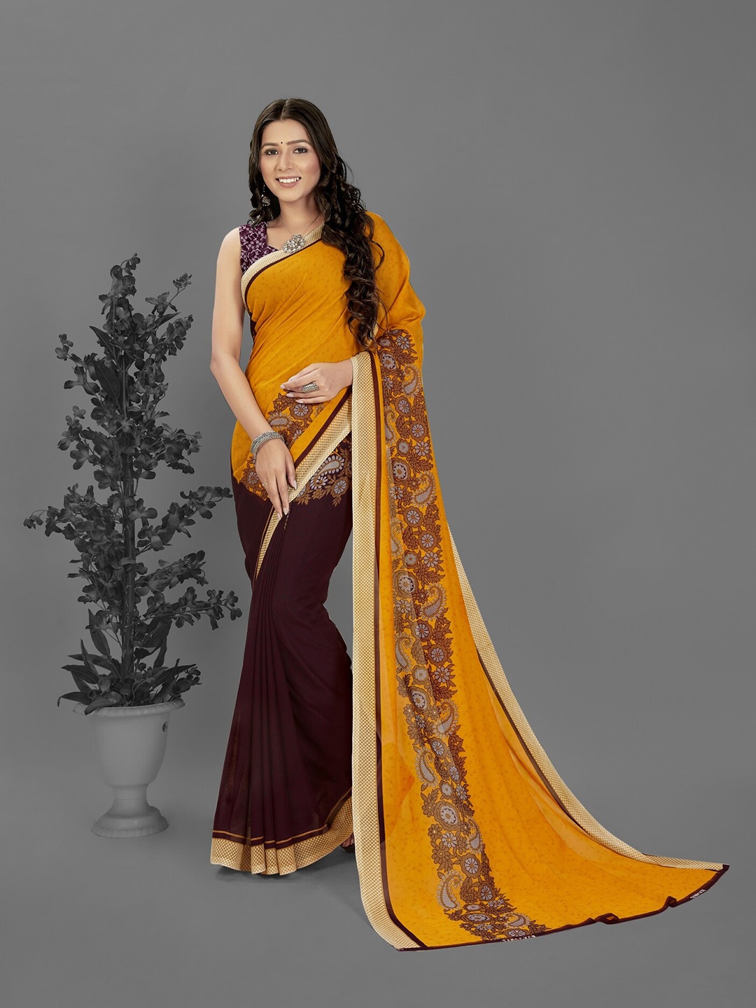 

ANAND SAREES Floral Printed Saree, Maroon
