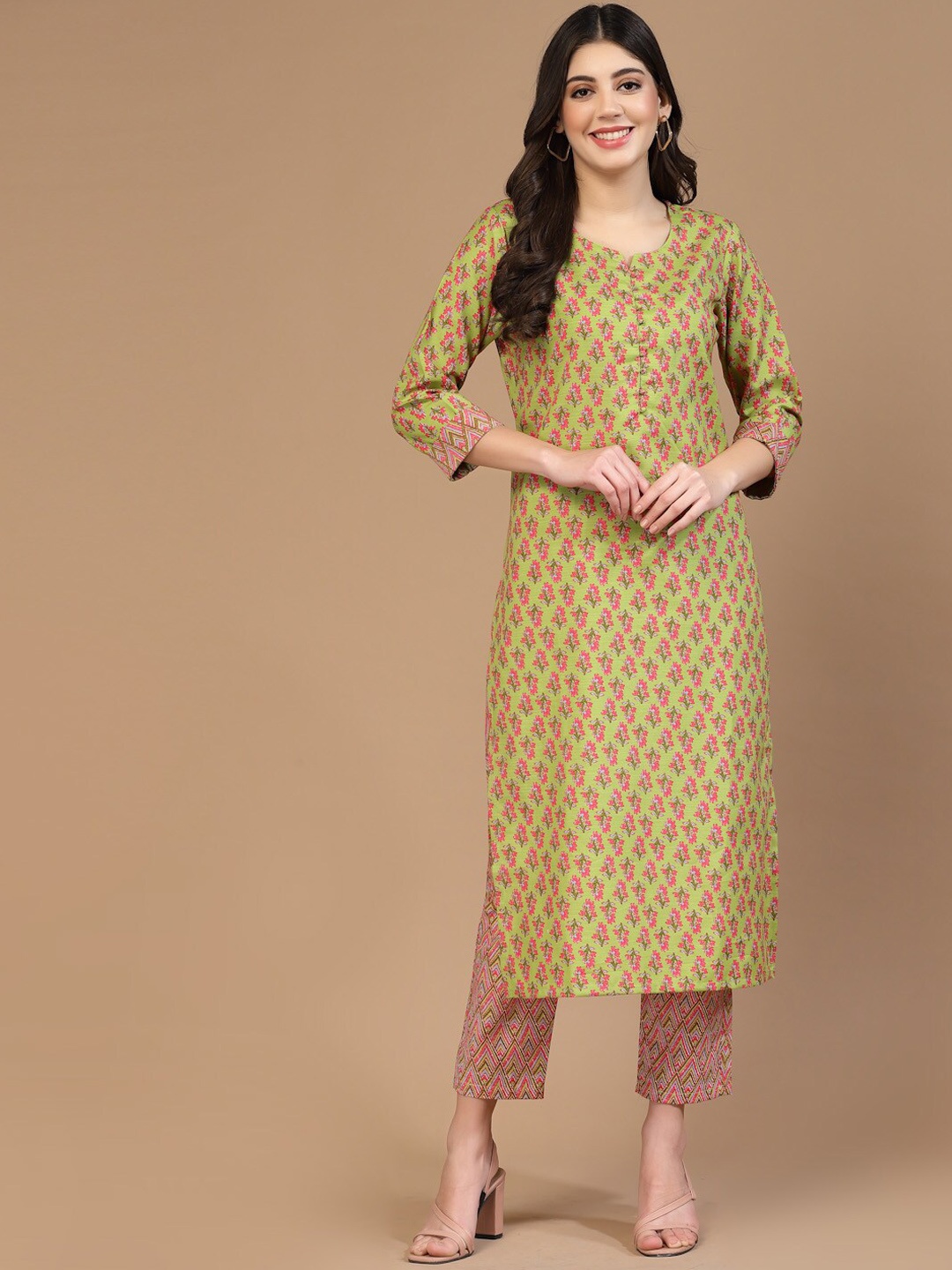 

KALINI Women Floral Printed Regular Kurta with Trousers & Printed, Green