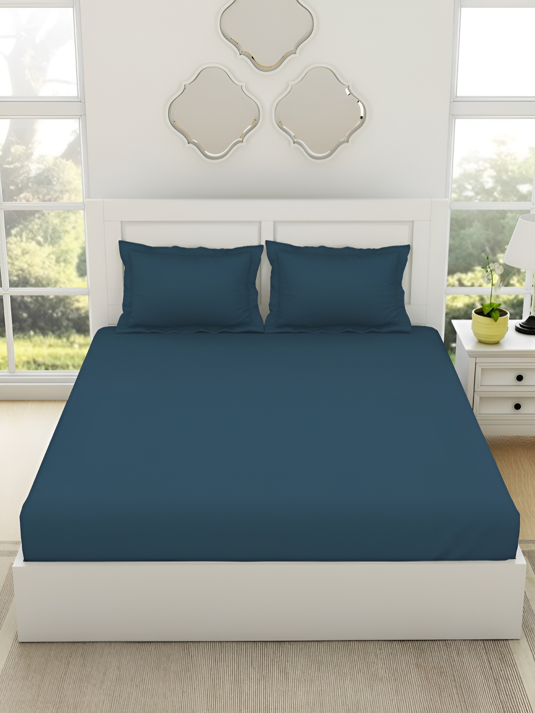 

SPACES Navy Blue 144 TC Pure Cotton Fitted King Bedsheet & 2 Pillow Covers