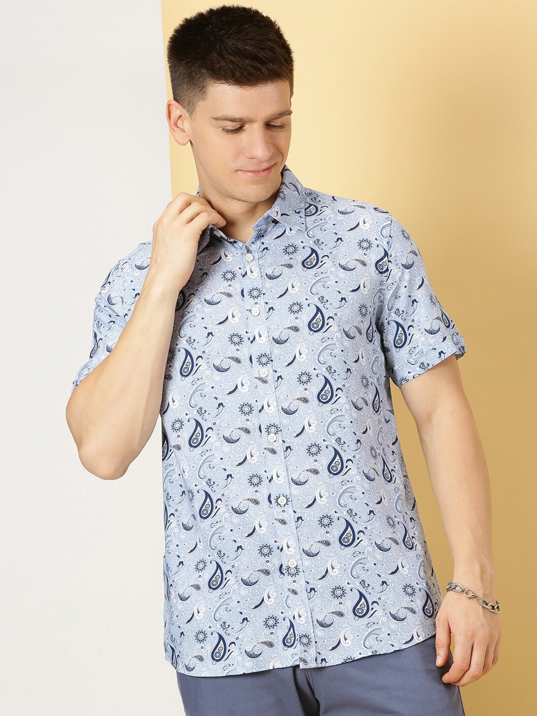 

Thomas Scott Classic Ethnic Motifs Printed Casual Shirt, Blue