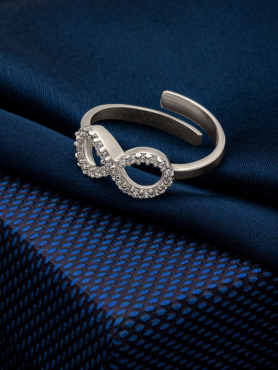

SILBERRY 925 Sterling Silver Rhodium-Plated CZ-Studded Infinity Aura Finger Ring