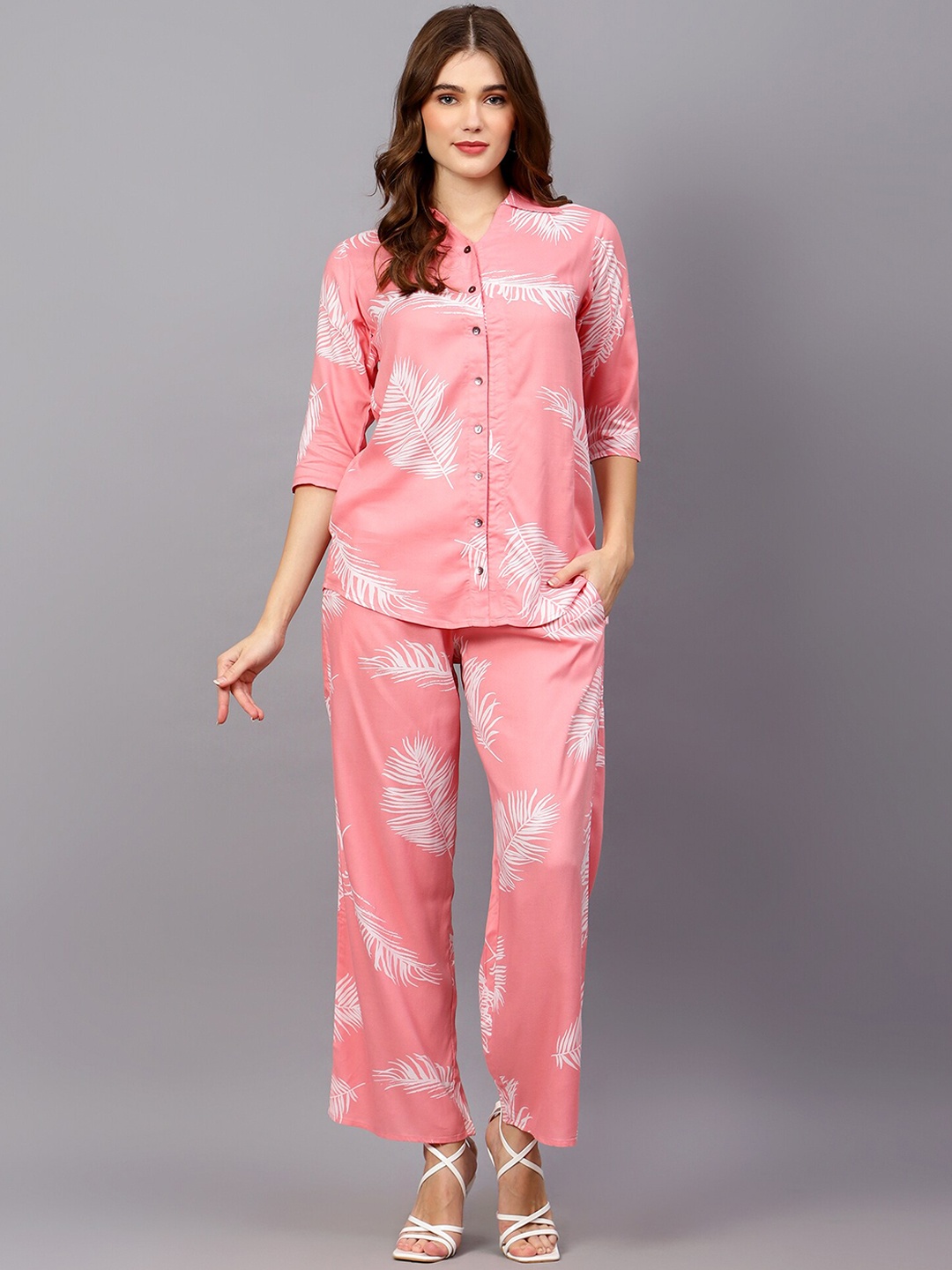 

Indietoga Tropical Printed Roll-Up Sleeves Shirt With Trousers, Pink