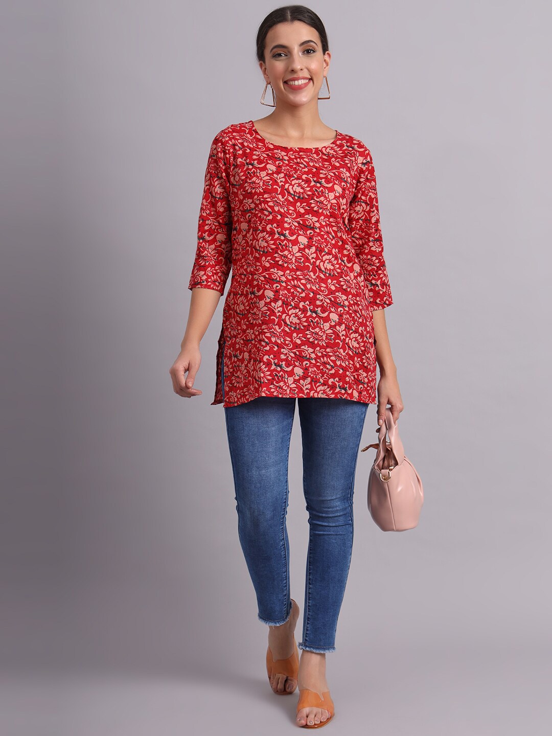 

Hinaya Floral Printed Pure Cotton Straight Kurti, Red